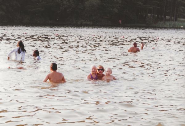 1999,Swimming,Maddy,Nadia,Alexis Kershaw 1999,Swimming,Maddy,Nadia,Alexis Kershaw